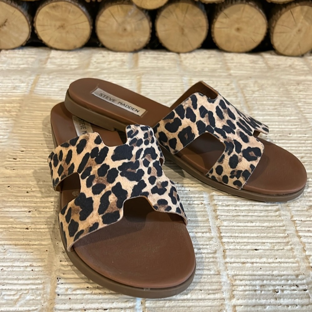 Steve Madden sandals